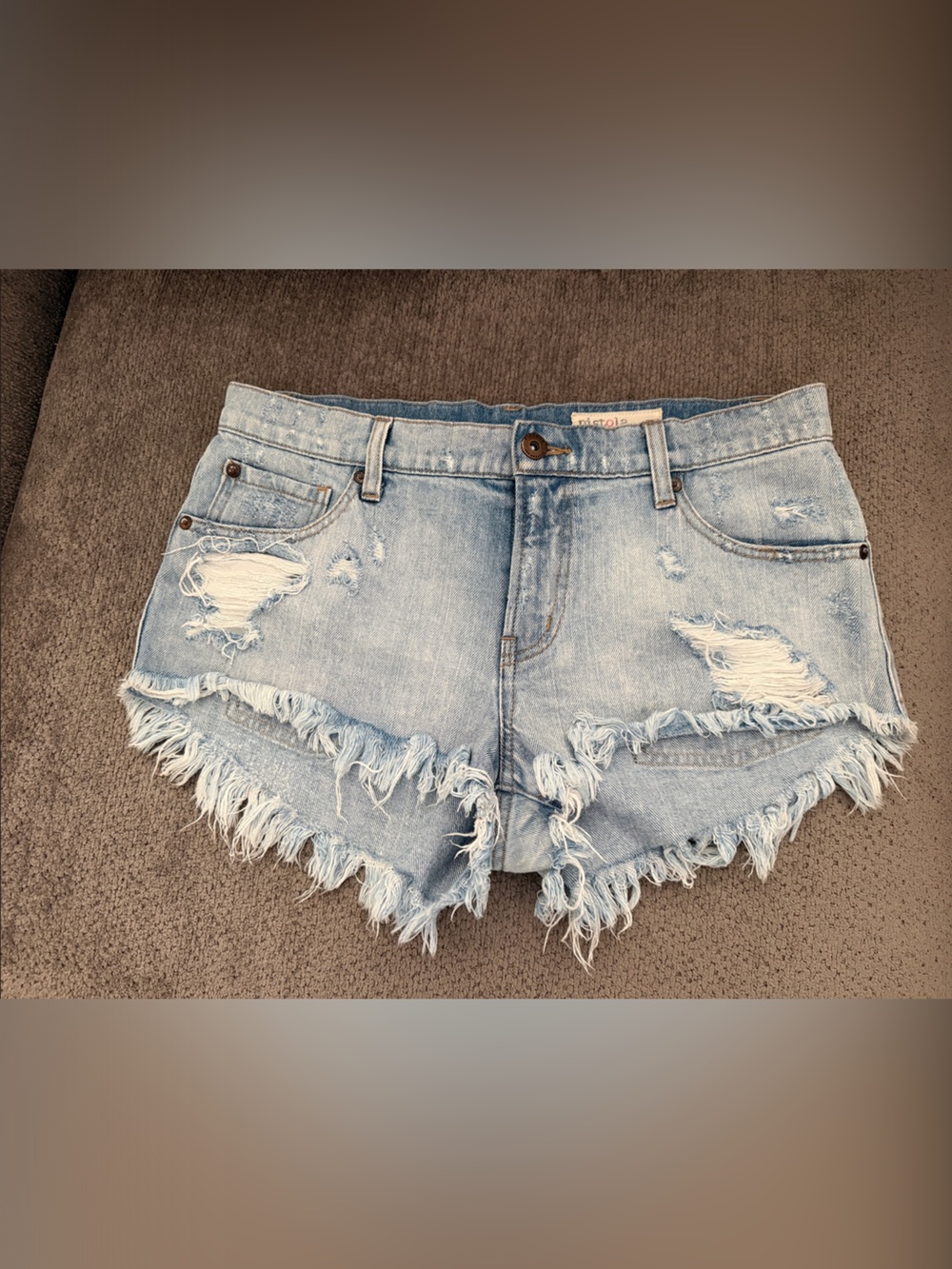 Frayed Hem Light Blue Distressed Denim Shorts  size 29   (0180)